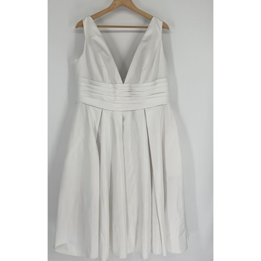 Db Studio White Studio Dress
